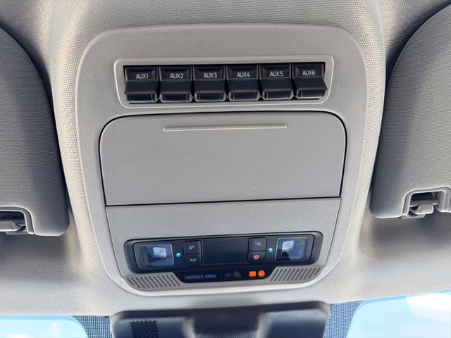 2026 Oxford White Ford Super Duty F-350 DRW XL 4X4 Truck