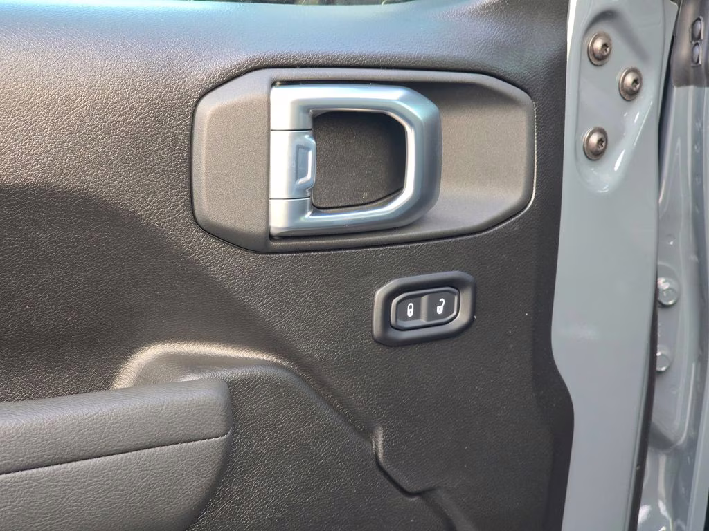 2026 Anvil Clear Coat Jeep Wrangler Sport 4X4 SUV