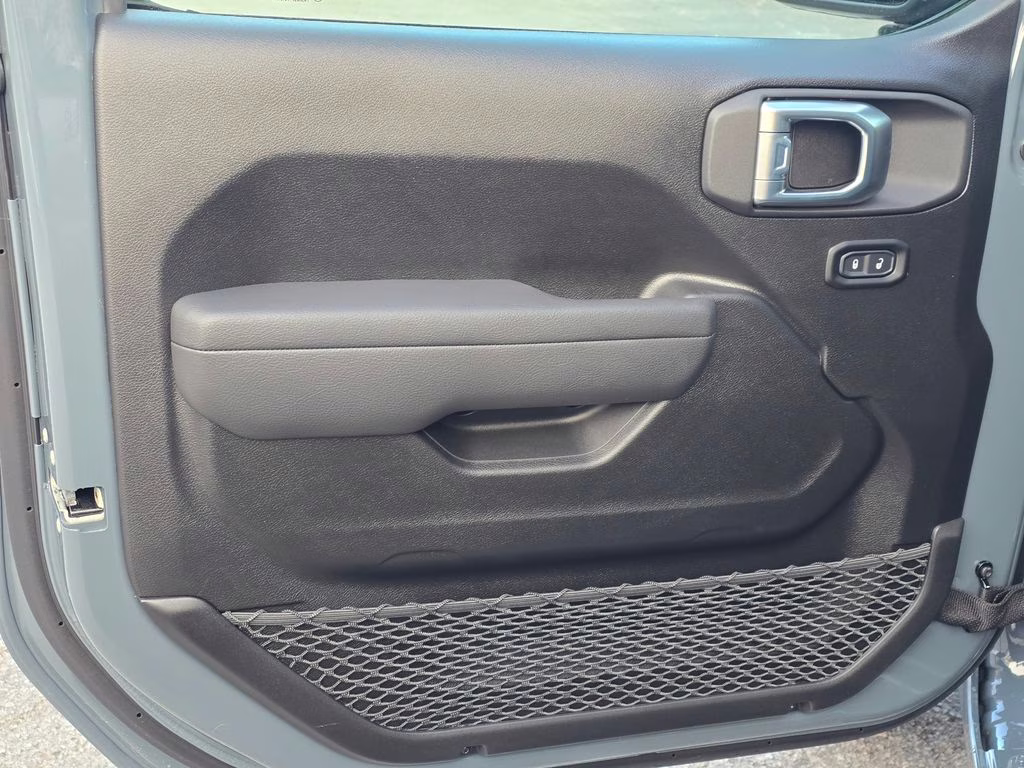 2026 Anvil Clear Coat Jeep Wrangler Sport 4X4 SUV