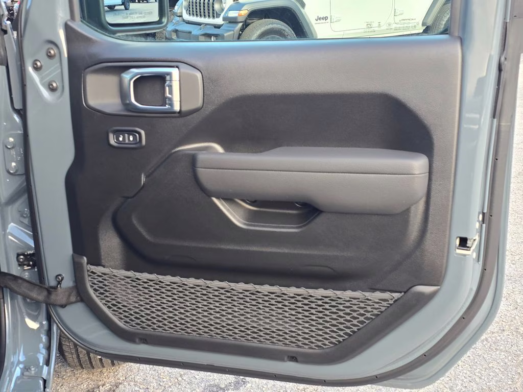 2026 Anvil Clear Coat Jeep Wrangler Sport 4X4 SUV