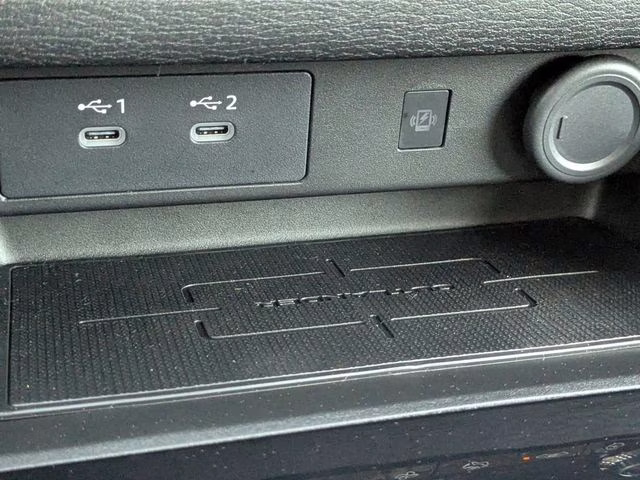 2026 Moonstone Gray Metallic Mitsubishi Outlander SE FWD SUV