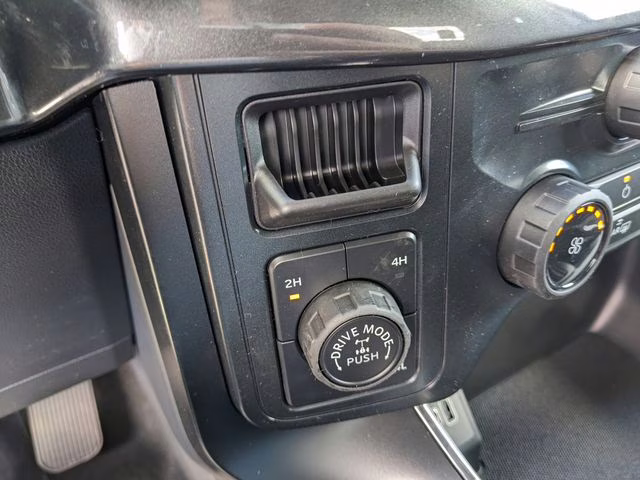 2026 Oxford White Ford F-150 STX 4X4 Truck