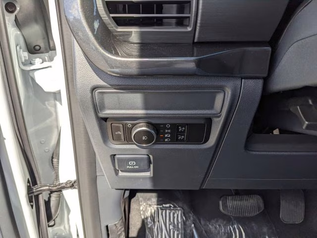 2026 Oxford White Ford F-150 STX 4X4 Truck