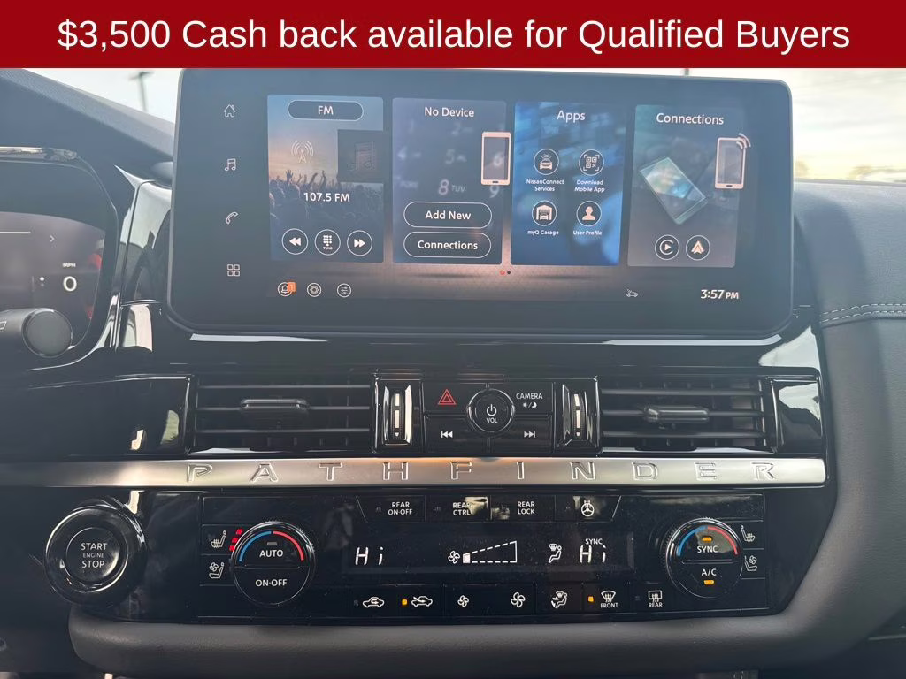 2026 Everest White Pearl Tricoat Nissan Pathfinder Platinum 4X4 SUV