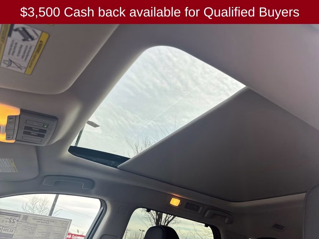 2026 Everest White Pearl Tricoat Nissan Pathfinder Platinum 4X4 SUV