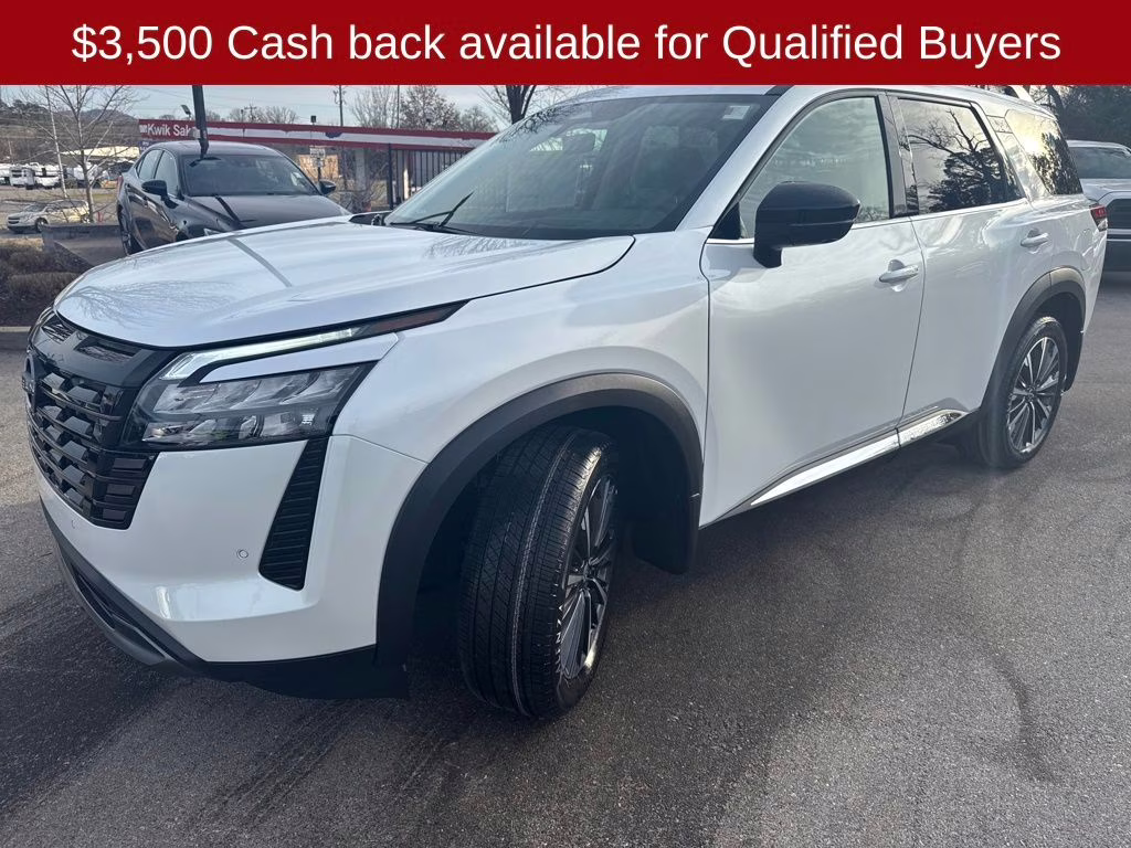 2026 Everest White Pearl Tricoat Nissan Pathfinder Platinum 4X4 SUV