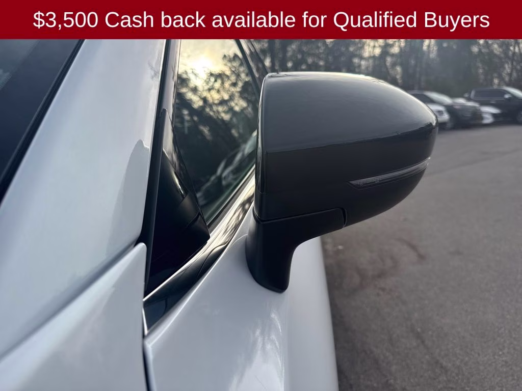 2026 Everest White Pearl Tricoat Nissan Pathfinder Platinum 4X4 SUV