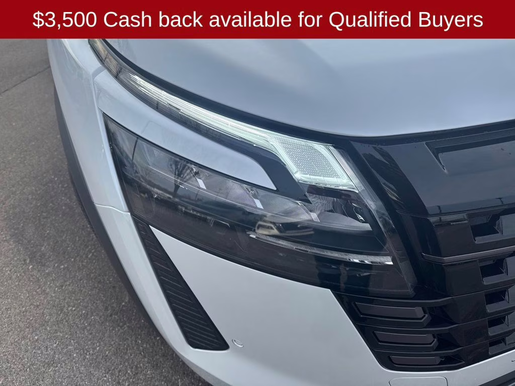 2026 Everest White Pearl Tricoat Nissan Pathfinder Platinum 4X4 SUV