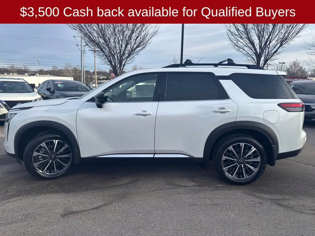 2026 Everest White Pearl Tricoat Nissan Pathfinder Platinum 4X4 SUV
