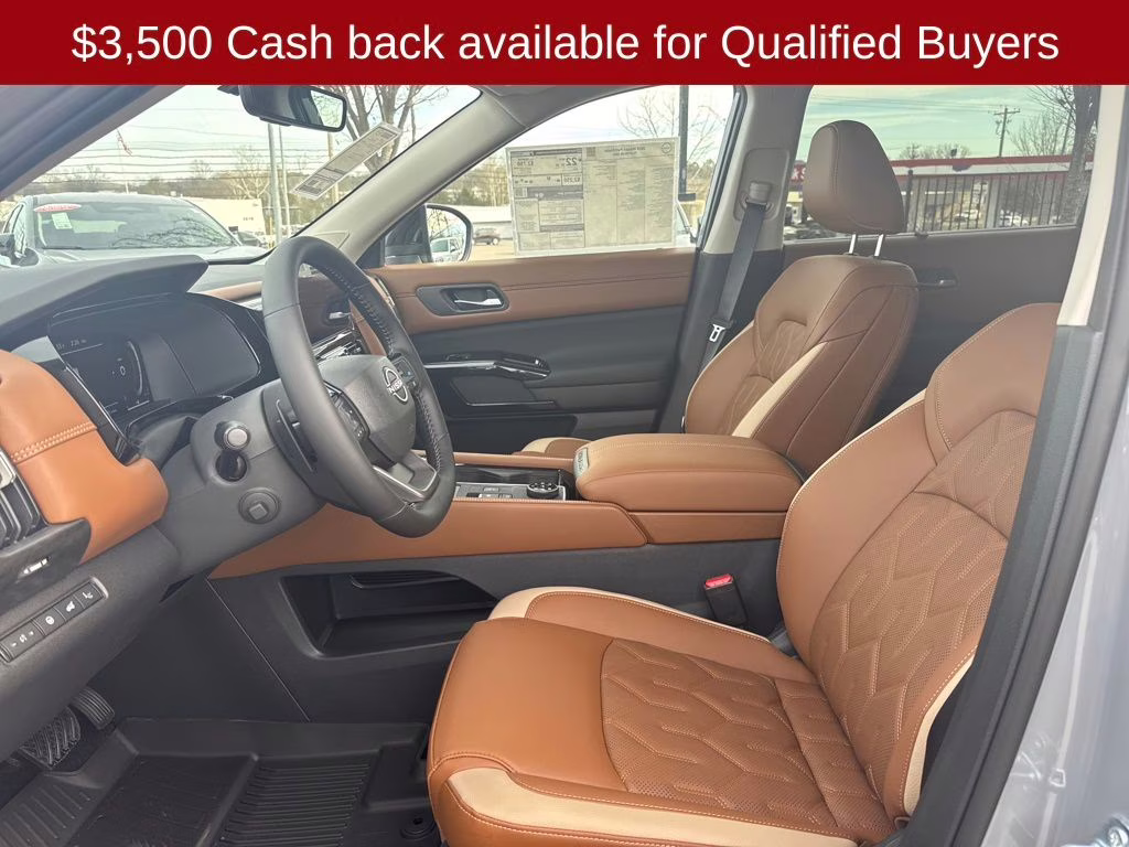 2026 Boulder Gray/Super Black Nissan Pathfinder Platinum 4X4 SUV