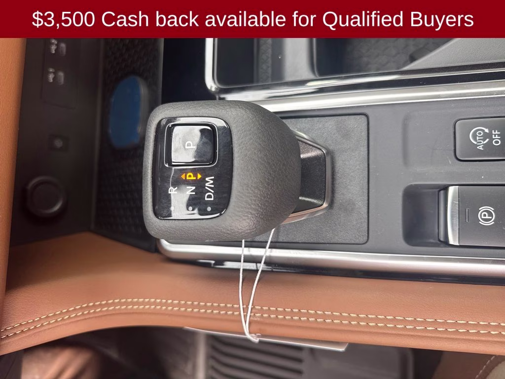 2026 Boulder Gray/Super Black Nissan Pathfinder Platinum 4X4 SUV