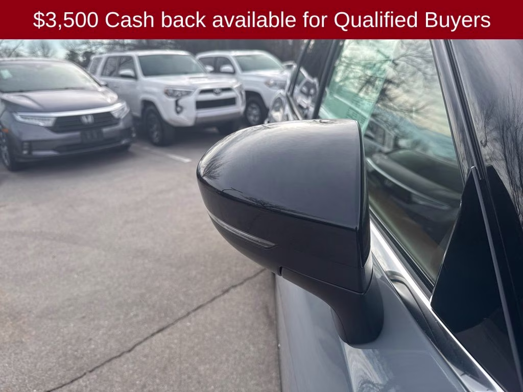 2026 Boulder Gray/Super Black Nissan Pathfinder Platinum 4X4 SUV