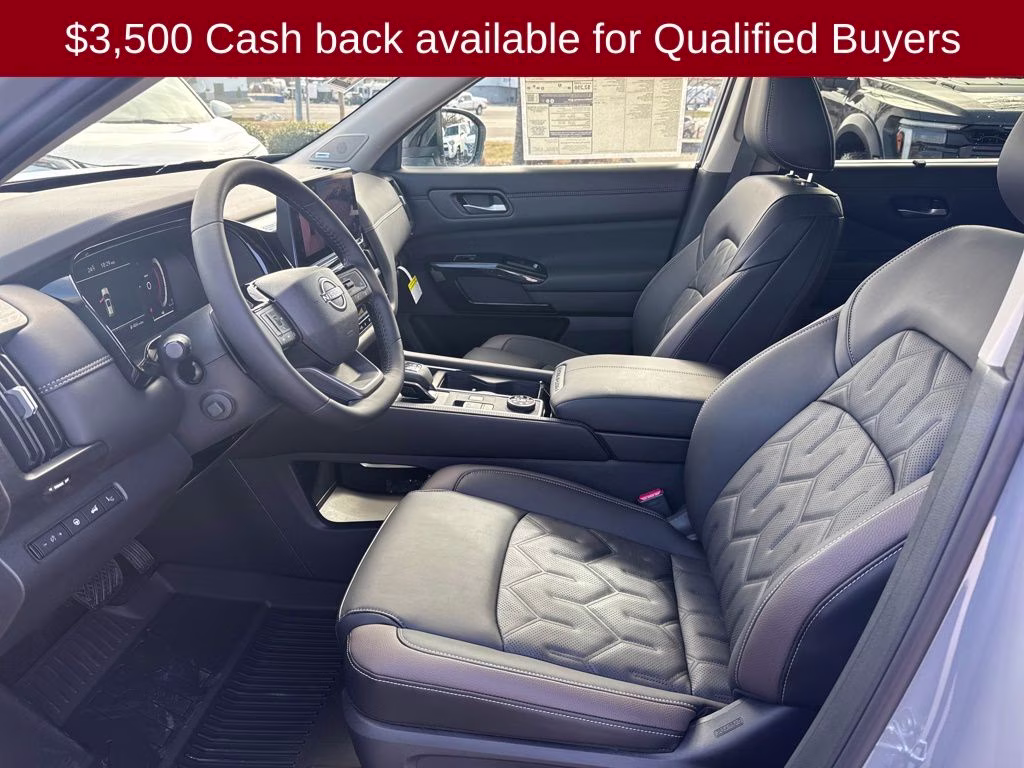 2026 Boulder Gray Pearl Nissan Pathfinder Platinum 4X4 SUV