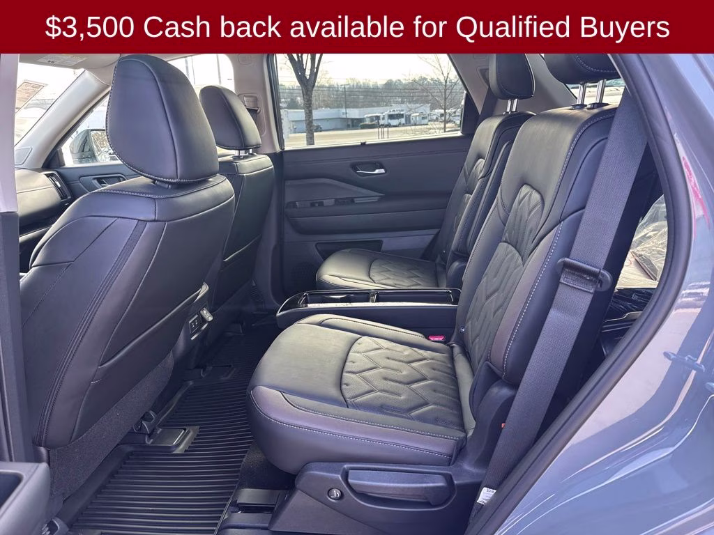 2026 Boulder Gray Pearl Nissan Pathfinder Platinum 4X4 SUV