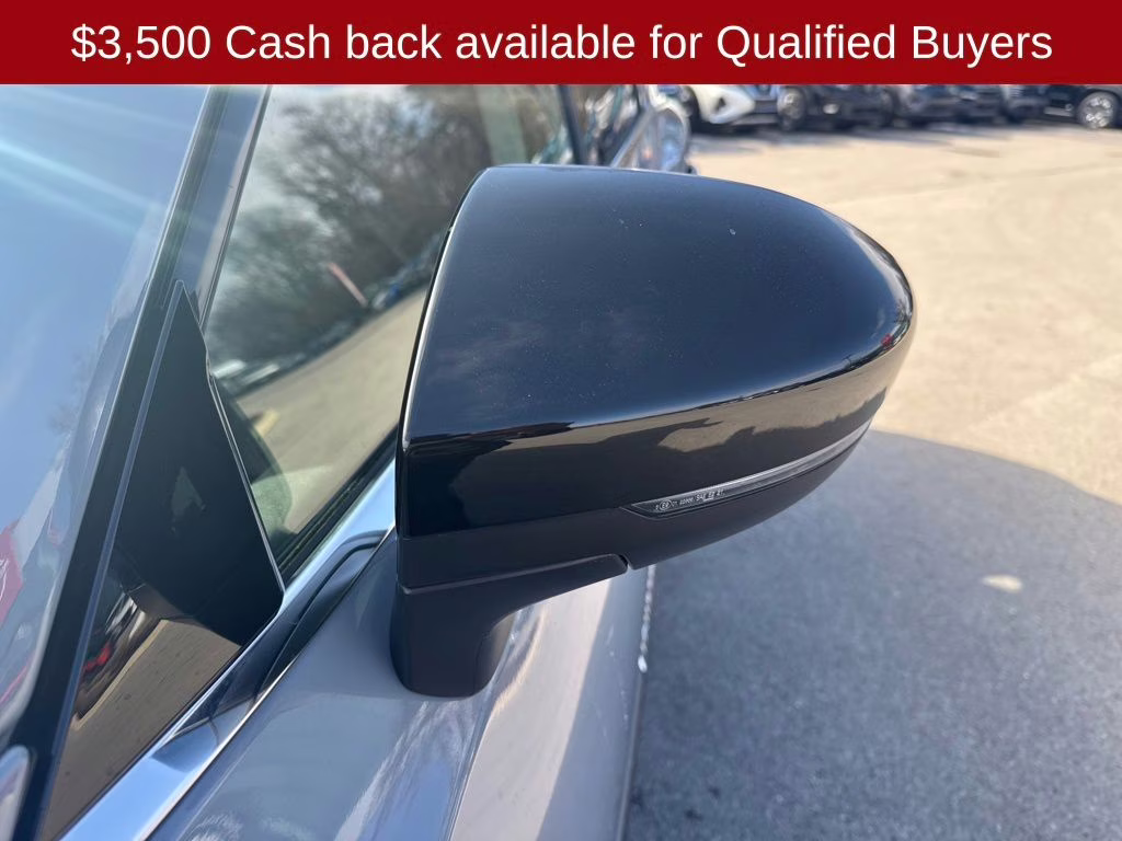 2026 Boulder Gray Pearl Nissan Pathfinder Platinum 4X4 SUV