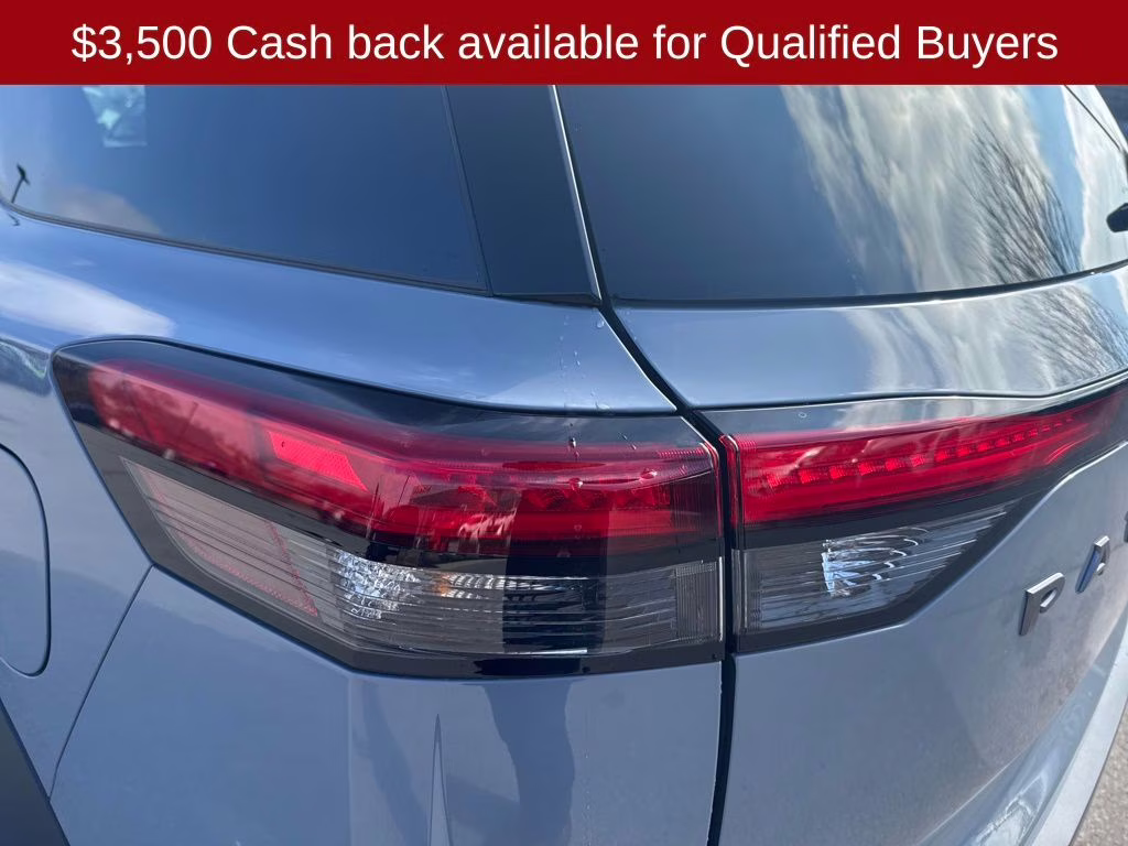 2026 Boulder Gray Pearl Nissan Pathfinder Platinum 4X4 SUV