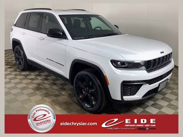 2026 Bright White Clearcoat Jeep Grand Cherokee Limited 4X4 SUV
