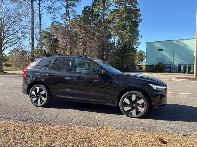 2025 Onyx Black Volvo XC60 Plug-In Hybrid T8 Plus AWD SUV
