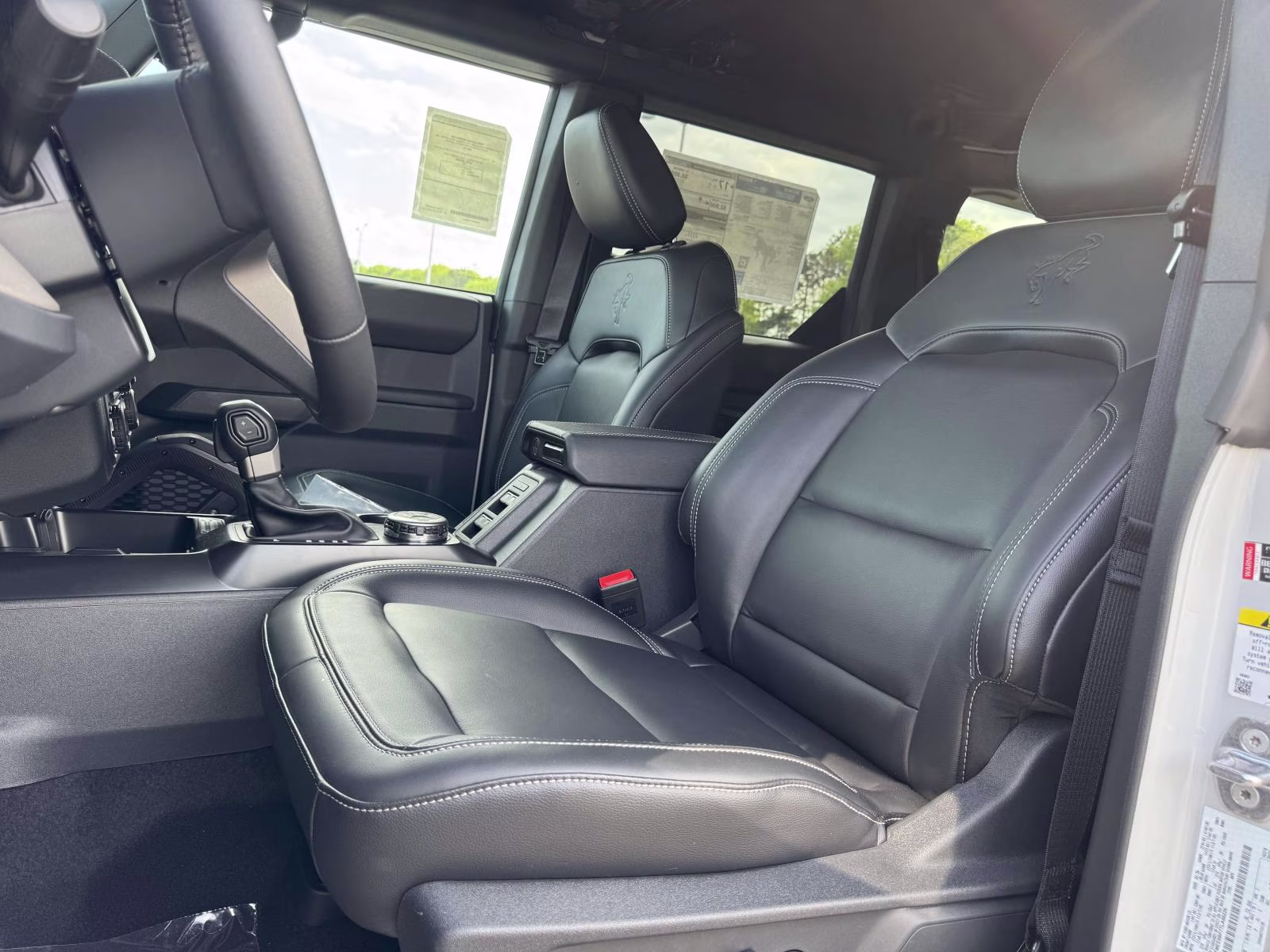 2026 Avalanche Gray Ford Bronco Outer Banks 4 Door 4x4 4X4 SUV