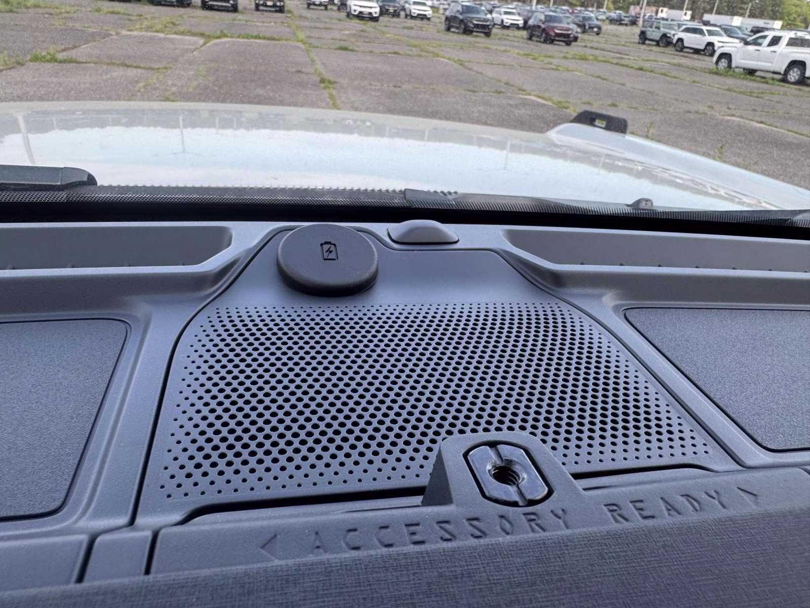 2026 Avalanche Gray Ford Bronco Outer Banks 4 Door 4x4 4X4 SUV