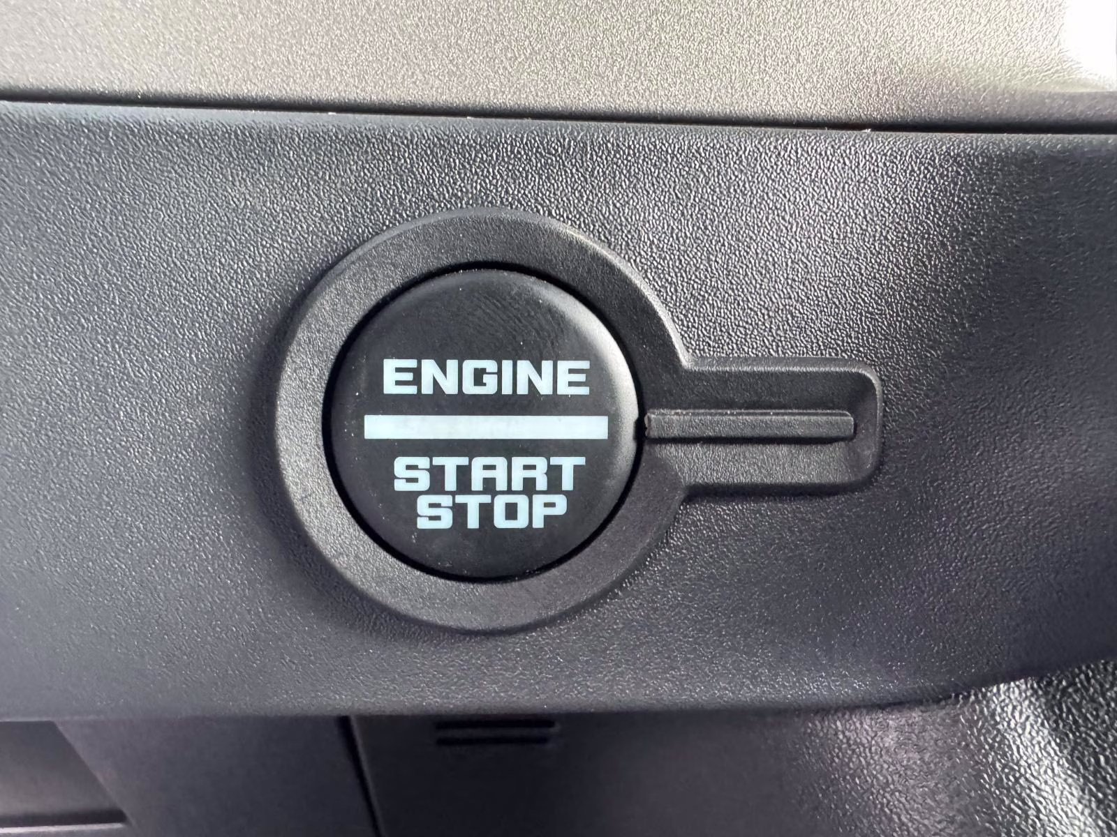 2026 Avalanche Gray Ford Bronco Outer Banks 4 Door 4x4 4X4 SUV