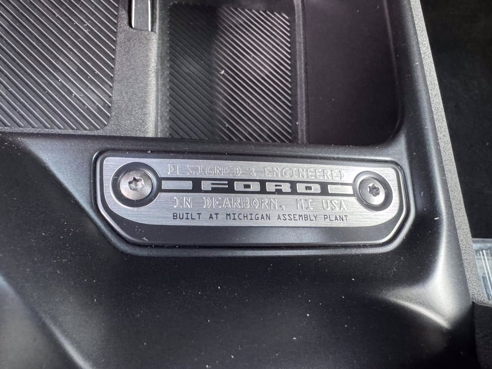 2026 Avalanche Gray Ford Bronco Outer Banks 4 Door 4x4 4X4 SUV