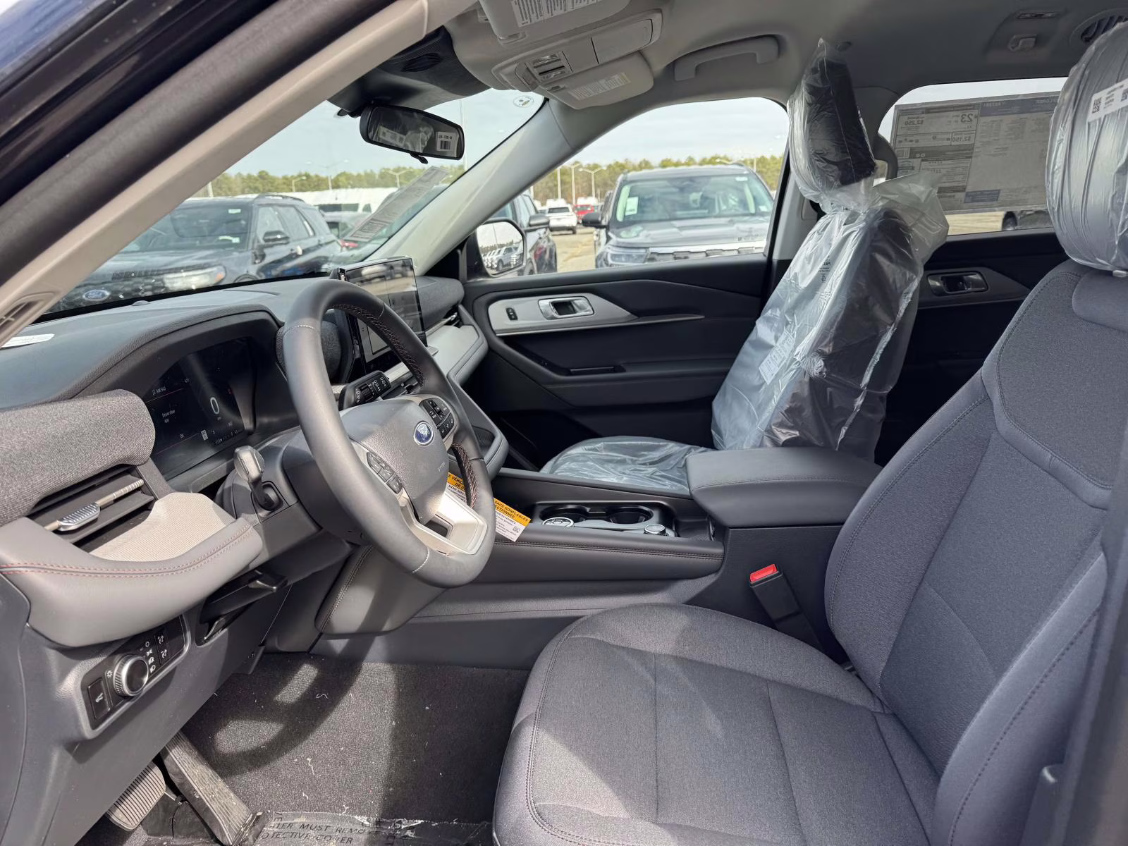 2026 Agate Black Metallic Ford Explorer Active w/200A Pkg 4WD 4X4 SUV