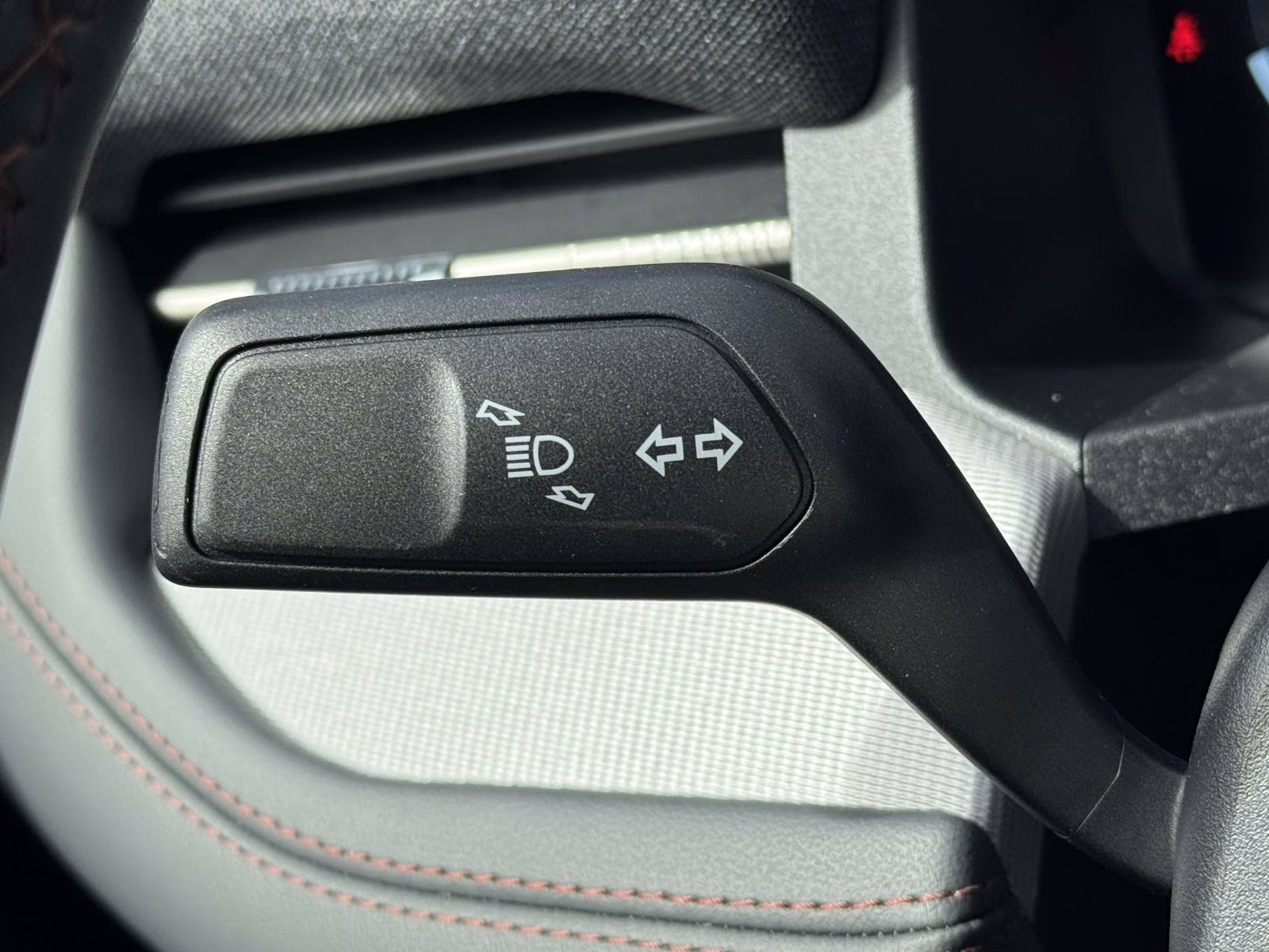 2026 Agate Black Metallic Ford Explorer Active w/200A Pkg 4WD 4X4 SUV