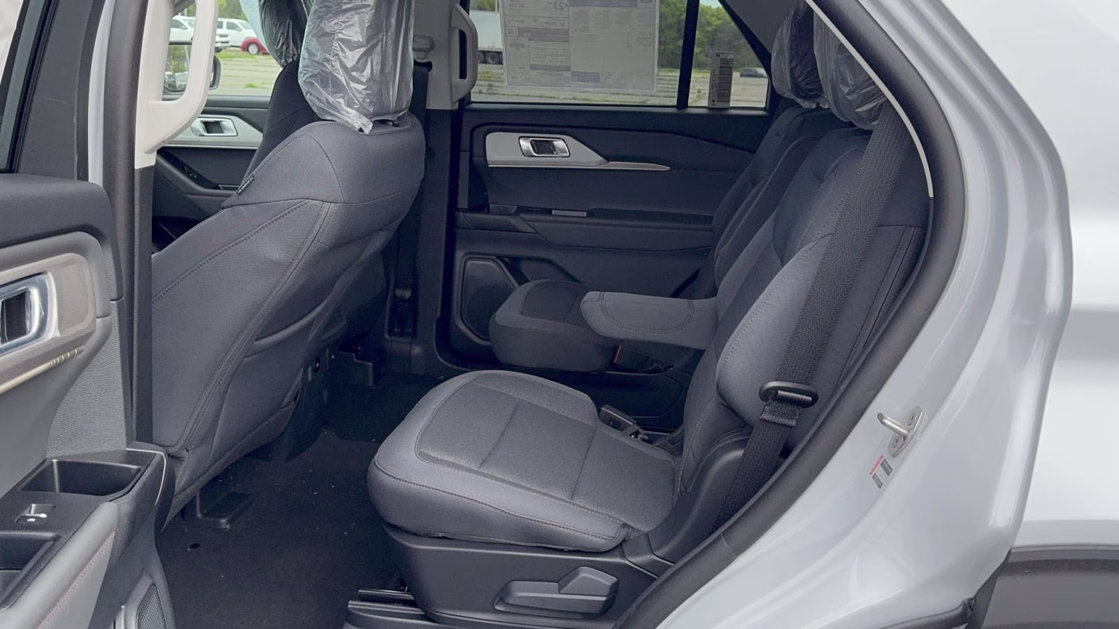 2026 Space White Metallic Ford Explorer Active w/100A Pkg 4WD 4X4 SUV
