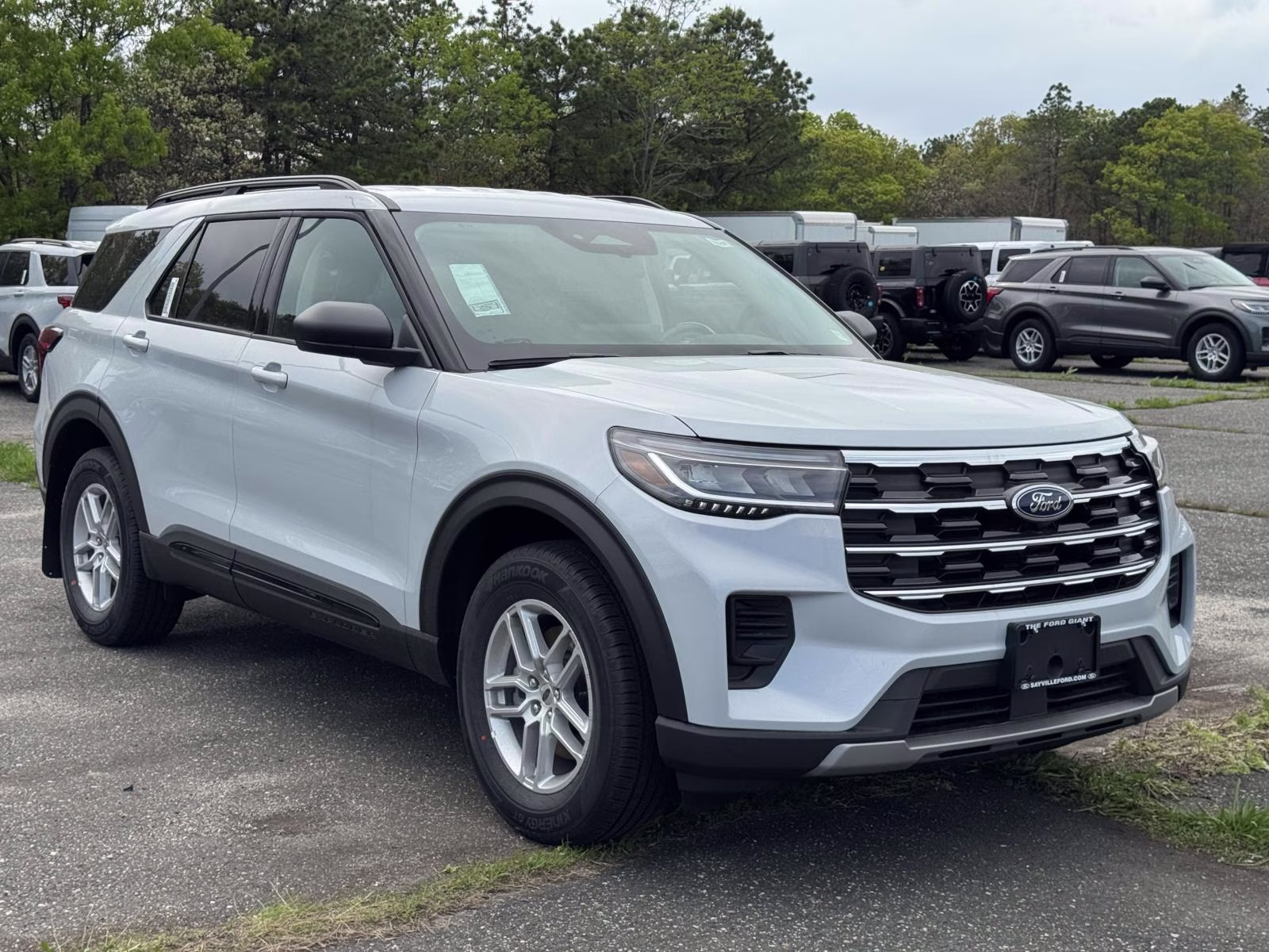 2026 Space White Metallic Ford Explorer Active w/100A Pkg 4WD 4X4 SUV