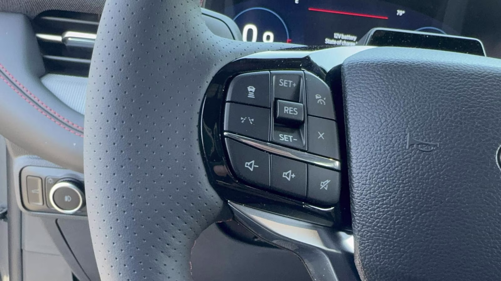 2026 Carbonized Gray Metallic Ford Explorer ST-Line 4WD 4X4 SUV