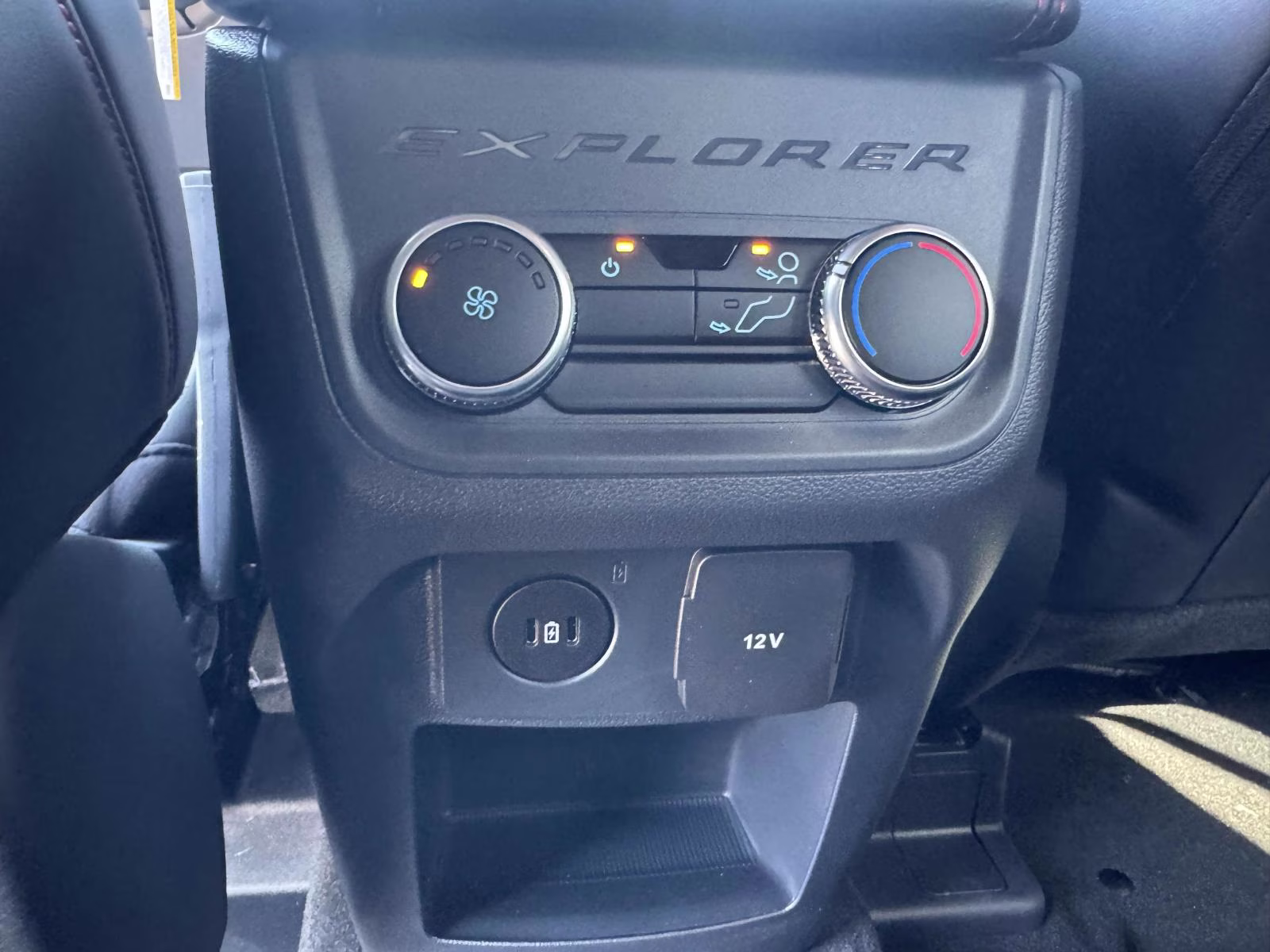2026 Carbonized Gray Metallic Ford Explorer ST-Line 4WD 4X4 SUV