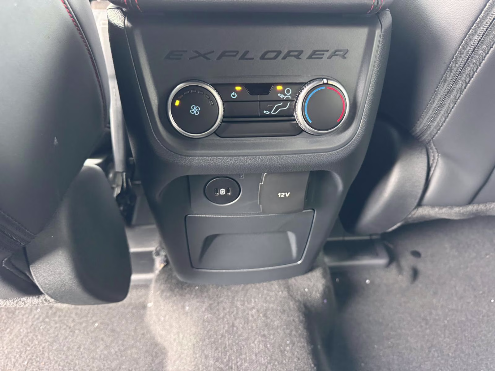 2026 Agate Black Metallic Ford Explorer ST-Line 4WD 4X4 SUV