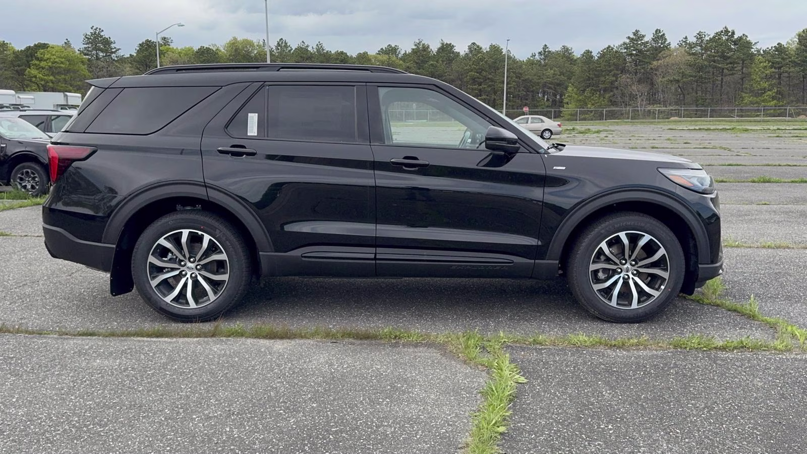 2026 Agate Black Metallic Ford Explorer ST-Line 4WD 4X4 SUV