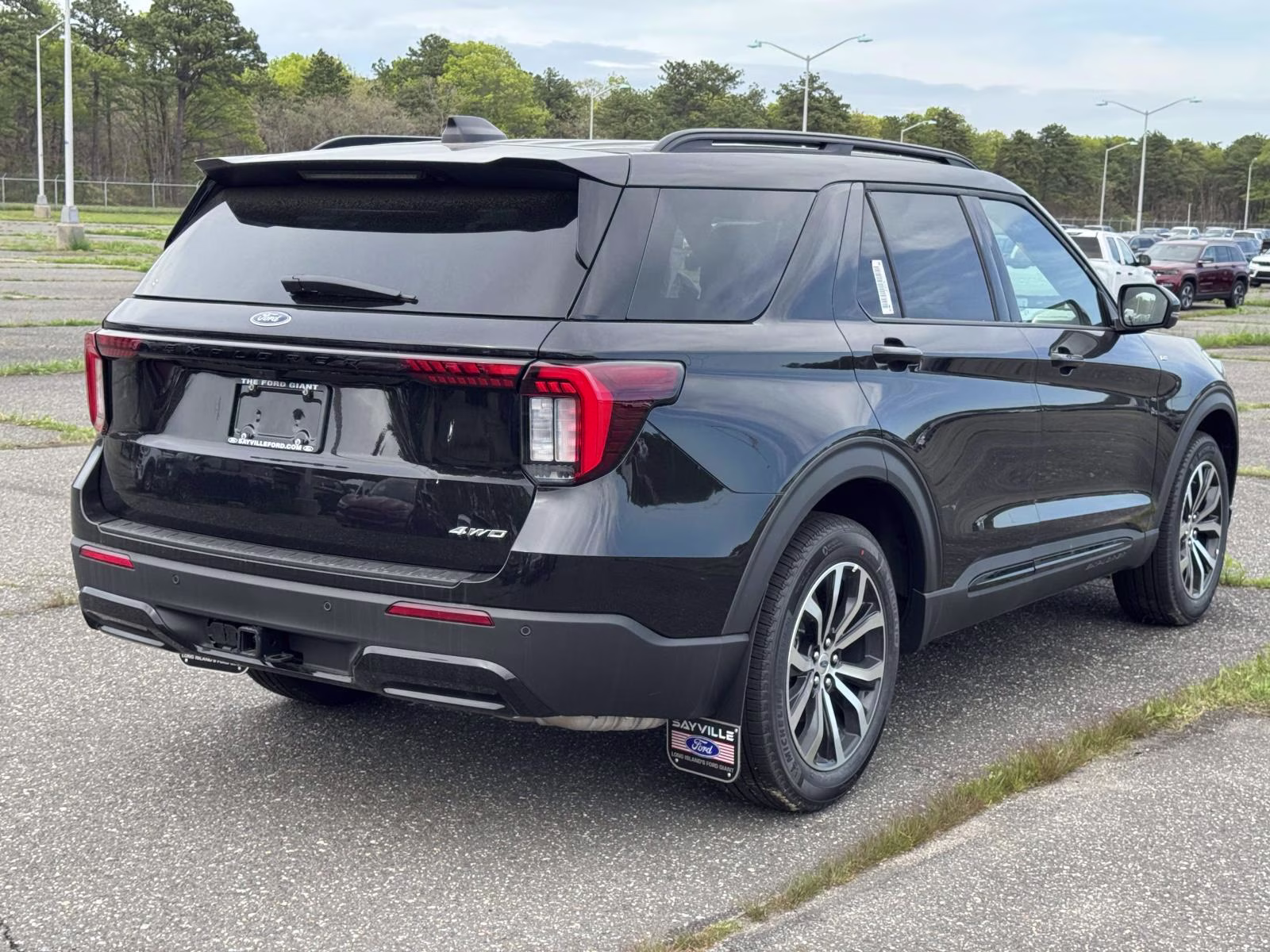 2026 Agate Black Metallic Ford Explorer ST-Line 4WD 4X4 SUV