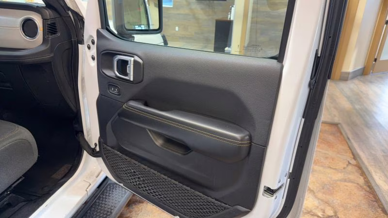 2024 Jeep Wrangler 4 Door Sahara Sport Utility 4D 4X4