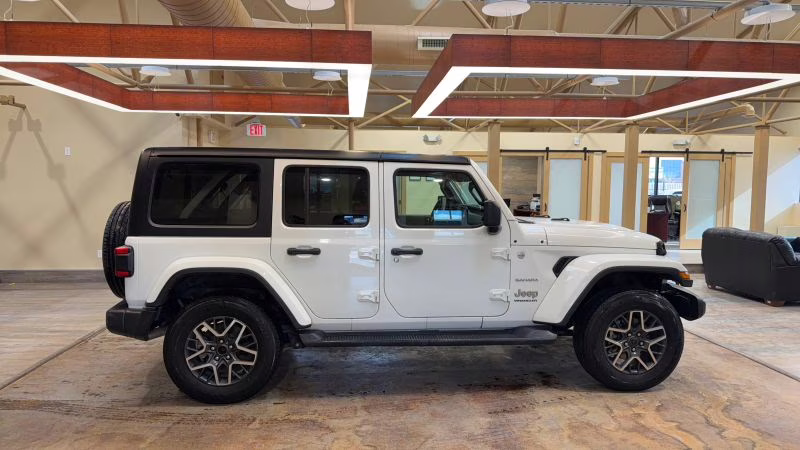 2024 Jeep Wrangler 4 Door Sahara Sport Utility 4D 4X4