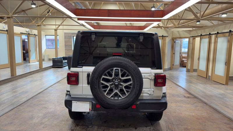 2024 Jeep Wrangler 4 Door Sahara Sport Utility 4D 4X4