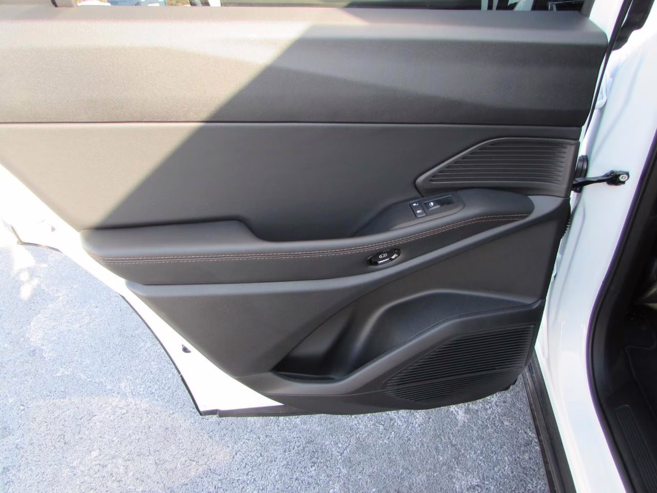 2026 Bright White Clearcoat Jeep Cherokee Limited 4X4 SUV