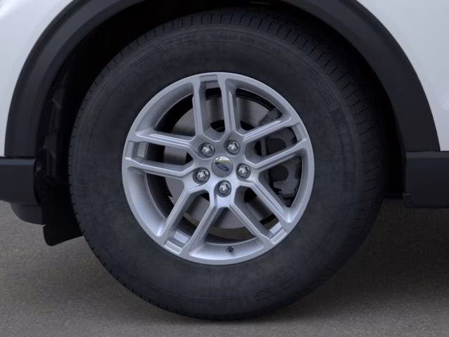 2026 Star White Metallic Tri-Coat Ford Explorer Active RWD SUV