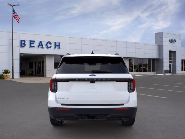 2026 Star White Metallic Tri-Coat Ford Explorer Active RWD SUV