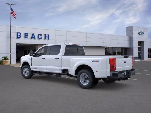 2026 Oxford White Ford Super Duty F-350 DRW XL DRW 4X4 Truck