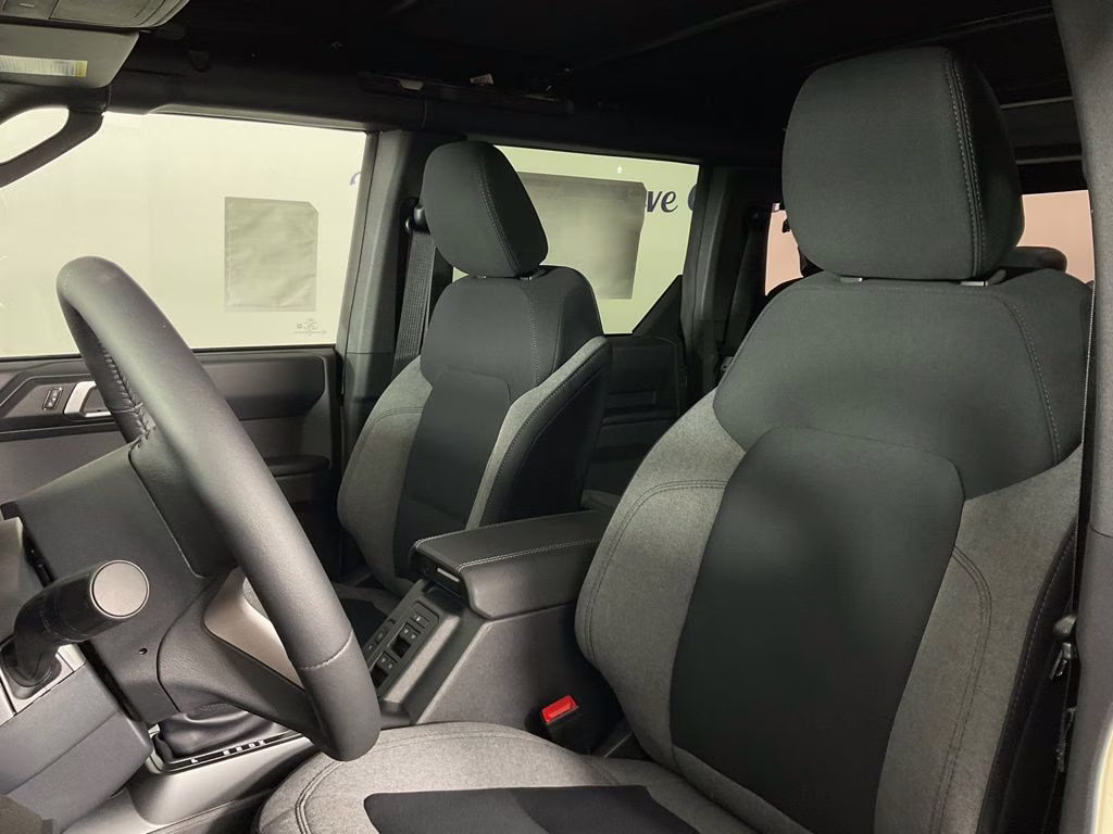 2026 Desert Sand Ford Bronco Big Bend 4X4 SUV