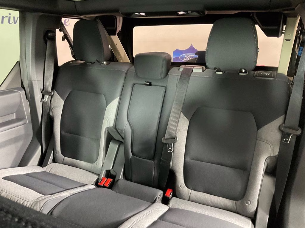 2026 Desert Sand Ford Bronco Big Bend 4X4 SUV