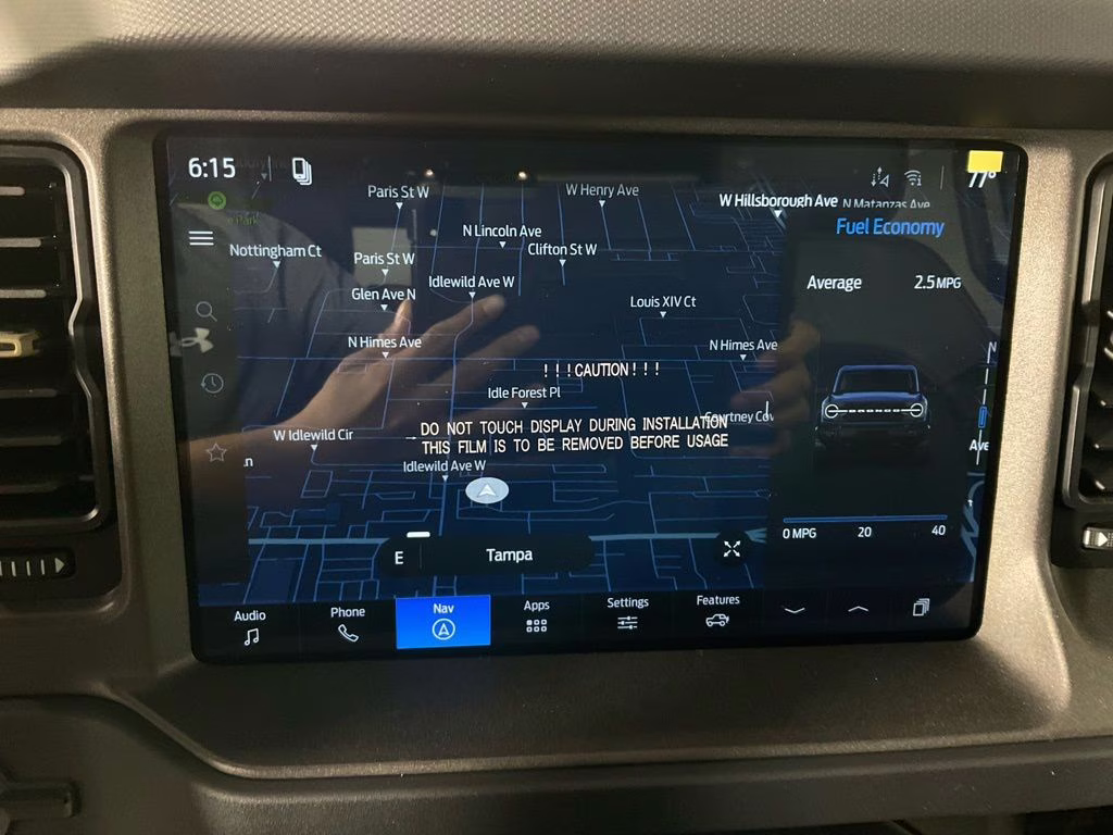 2026 Oxford White Ford Bronco Badlands 4X4 SUV