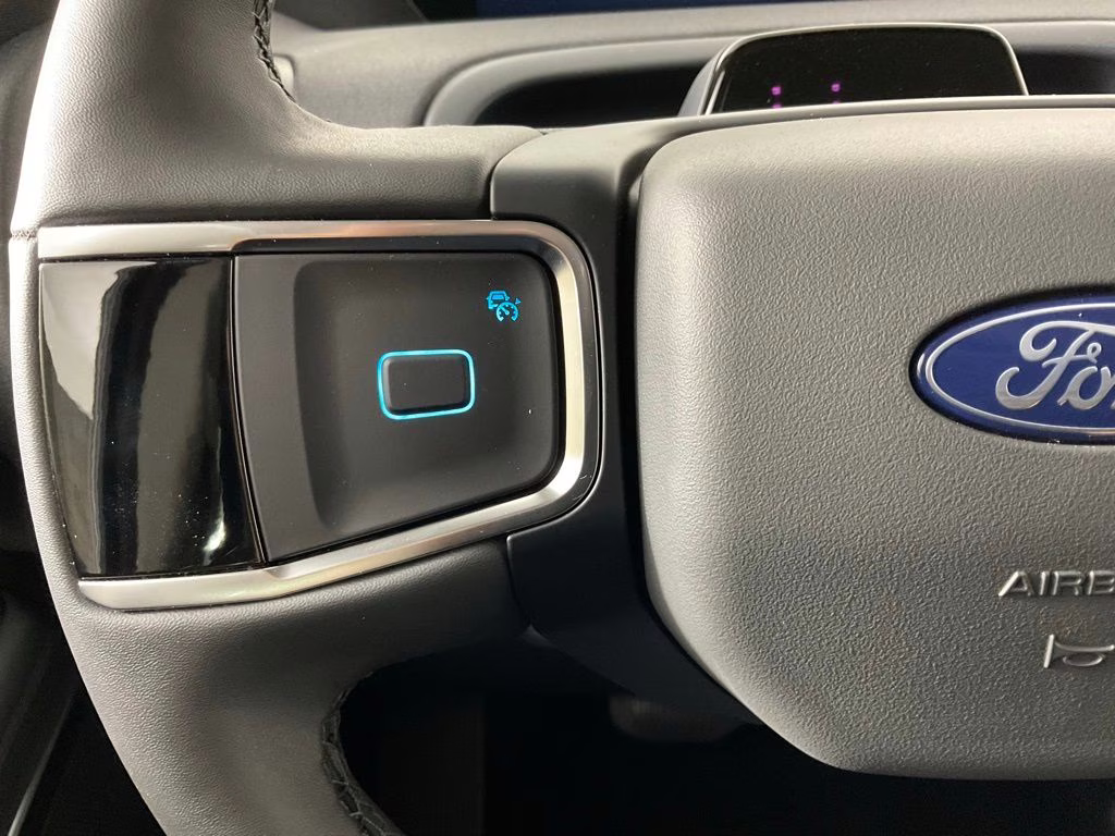 2026 Blue Metallic Ford Expedition Max Active RWD SUV