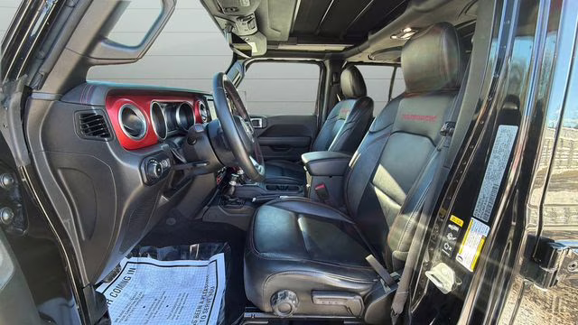 2022 Black Clearcoat Jeep Wrangler Unlimited Rubicon 4X4 SUV