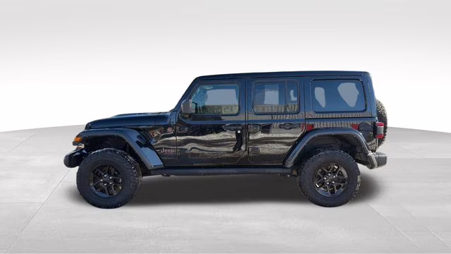 2022 Black Clearcoat Jeep Wrangler Unlimited Rubicon 4X4 SUV