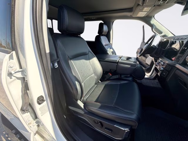 2023 White Metallic Ford Super Duty F-250 SRW Lariat 4X4 Truck