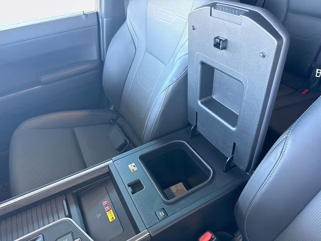 2024 Eminent White Pearl Lexus GX 550 Luxury 4X4 SUV